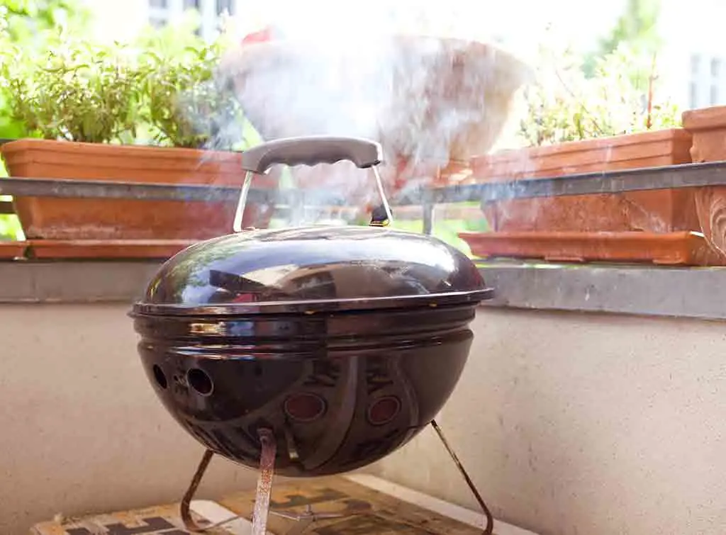 Small outdoor bbq area ideas