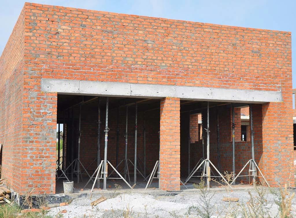 Do you need a lintel for a garage?