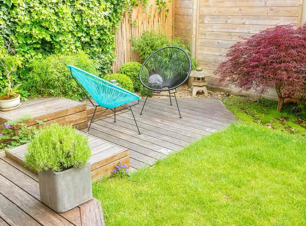 A sunny spot for two in the garden