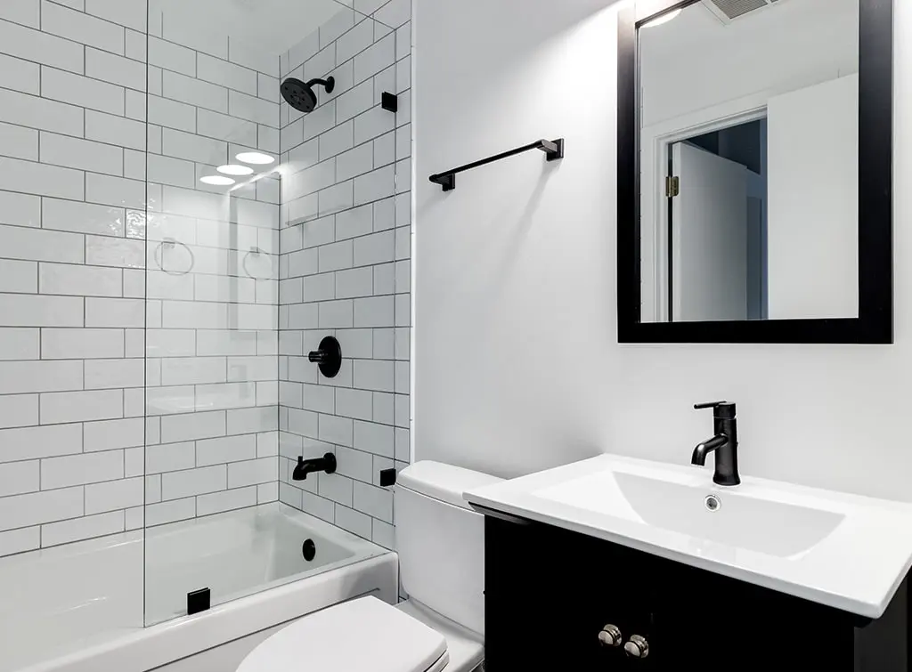 black and white bathroom design