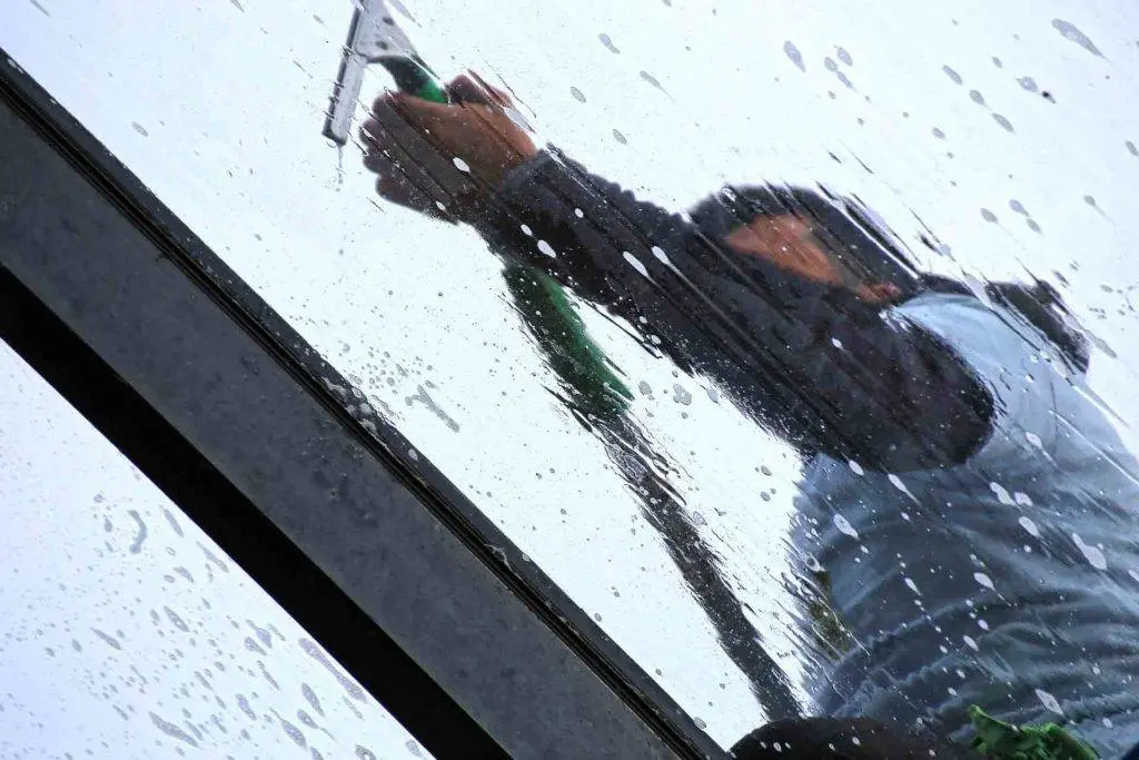 Conservatory cleaning costs