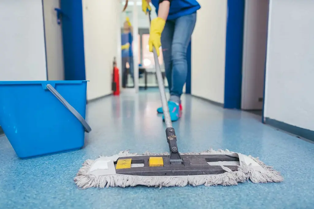 How to become a cleaner