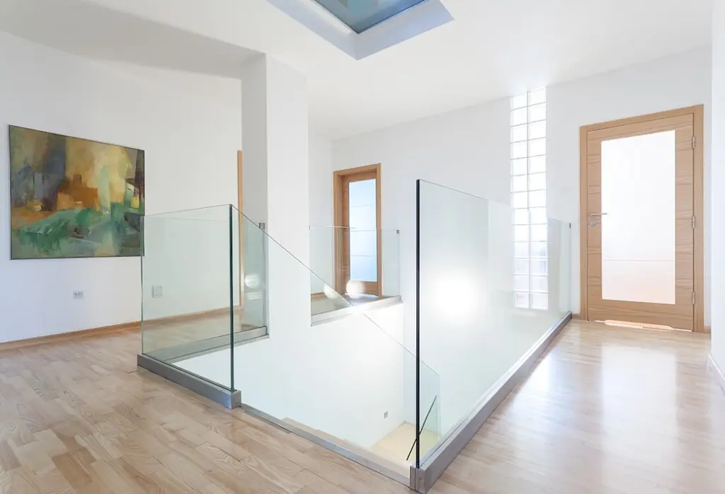sleek and stylish glass balustrade