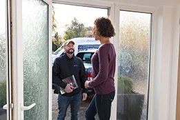 https://www.checkatrade.com/blog/wp-content/uploads/2019/12/double-glazing-repairs.jpg