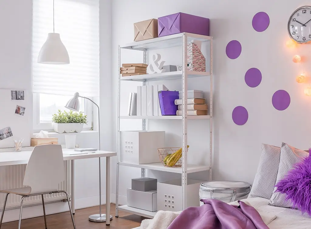 purple bedroom idea for teenager