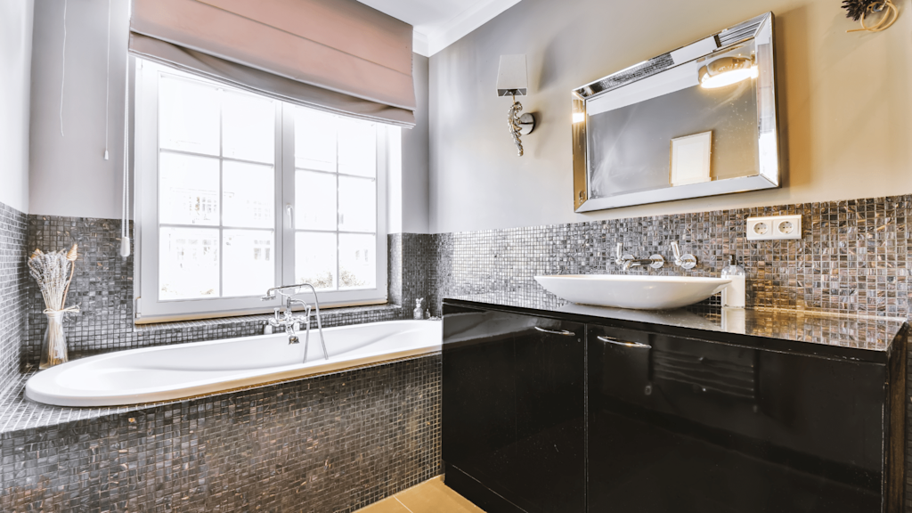 Go for glass mosaic tiles for small bathroom tiling ideas
