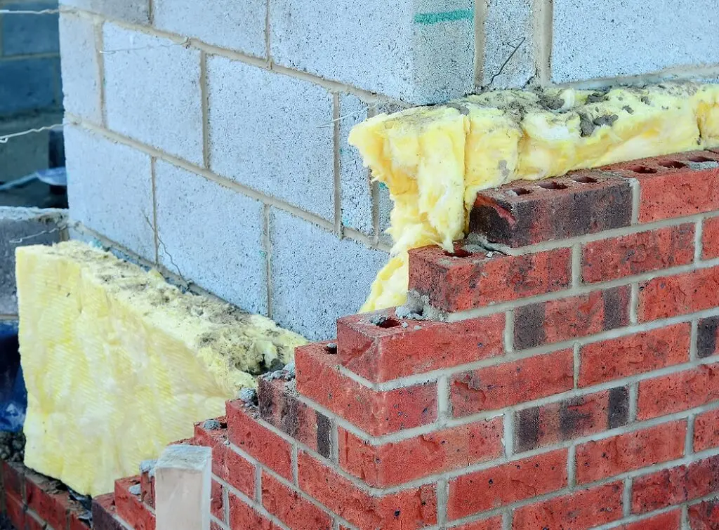 https://www.checkatrade.com/blog/wp-content/uploads/2024/11/cavity-wall-insulation-cross-section-1.jpeg