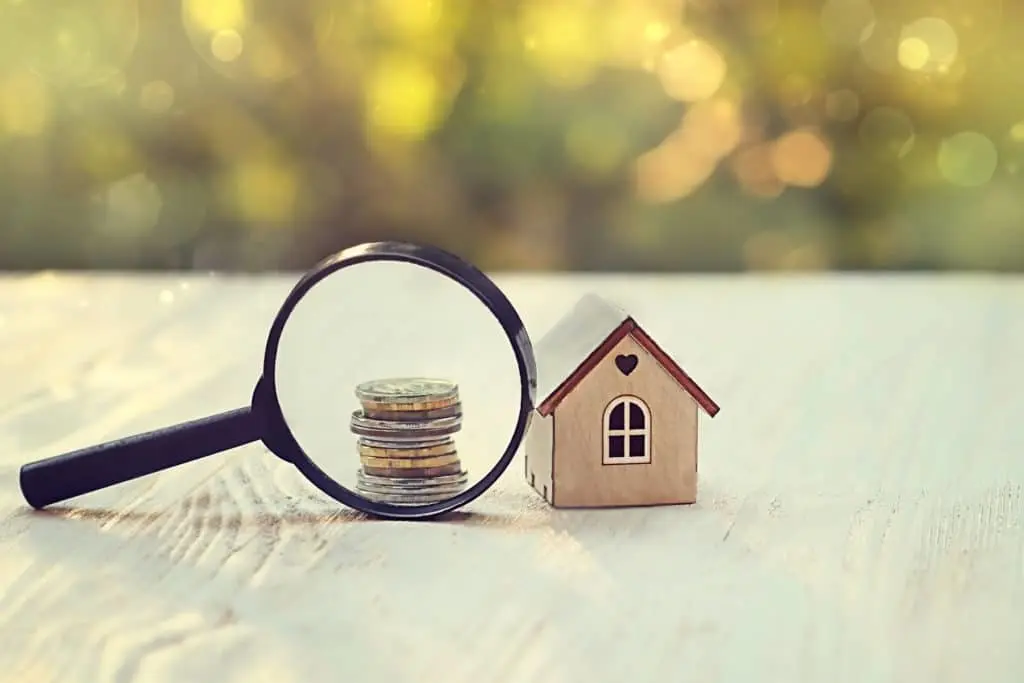 https://www.checkatrade.com/blog/wp-content/uploads/2022/03/feature-house-survey-costs-1-1024x683.jpeg