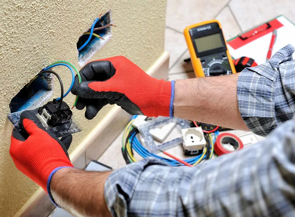 electrician working full time