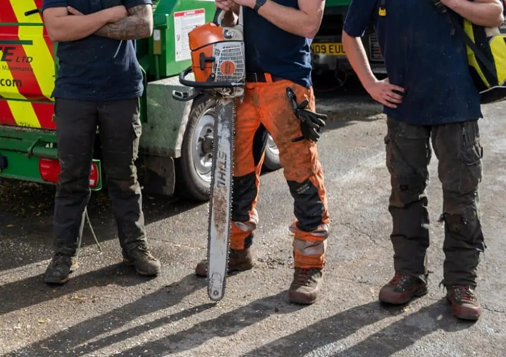 https://www.checkatrade.com/blog/wp-content/uploads/2024/02/best-waterproof-work-shoes-for-tradespeople-1024x722.jpg