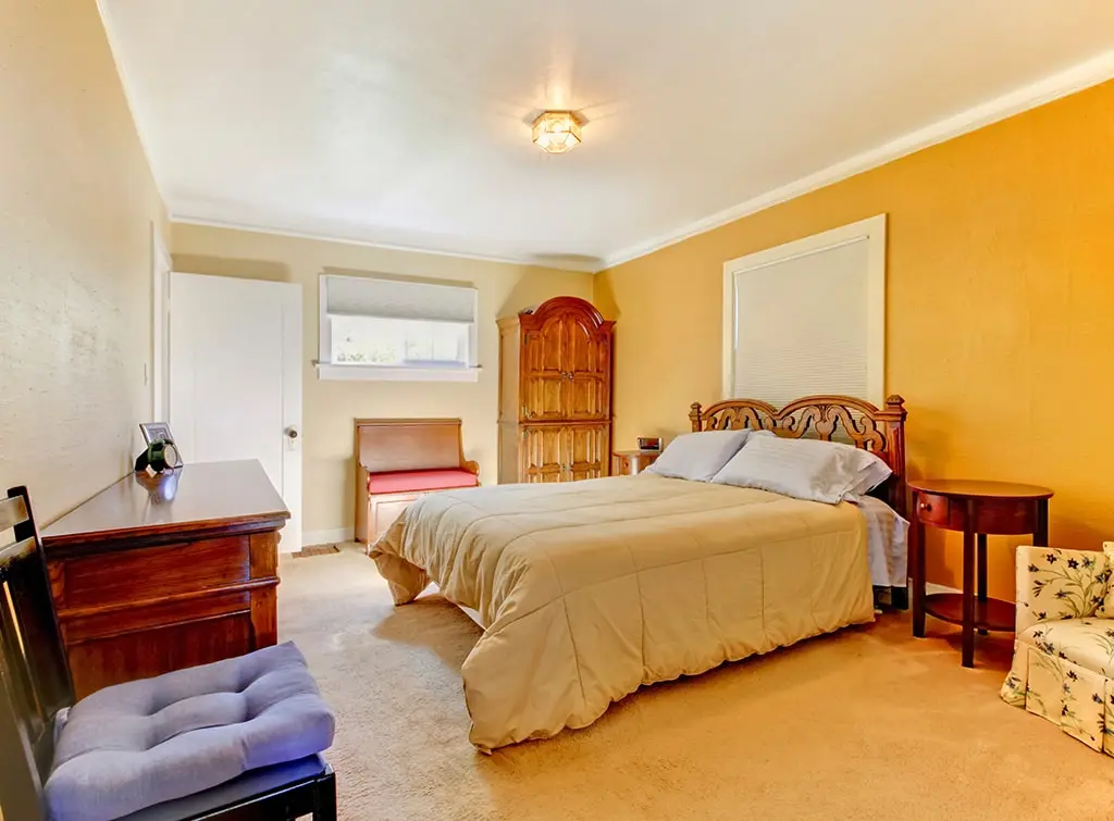 Bedroom ideas yellow