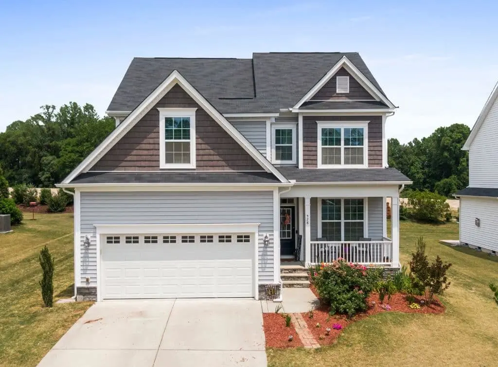 garage door painting ideas - classic white