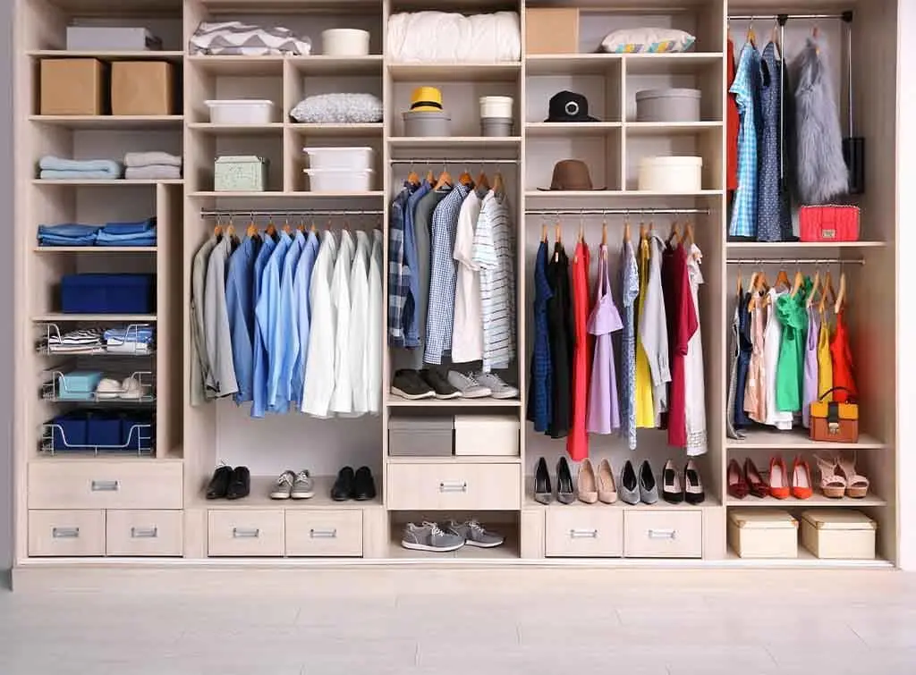 Built in wardrobe full of clothes