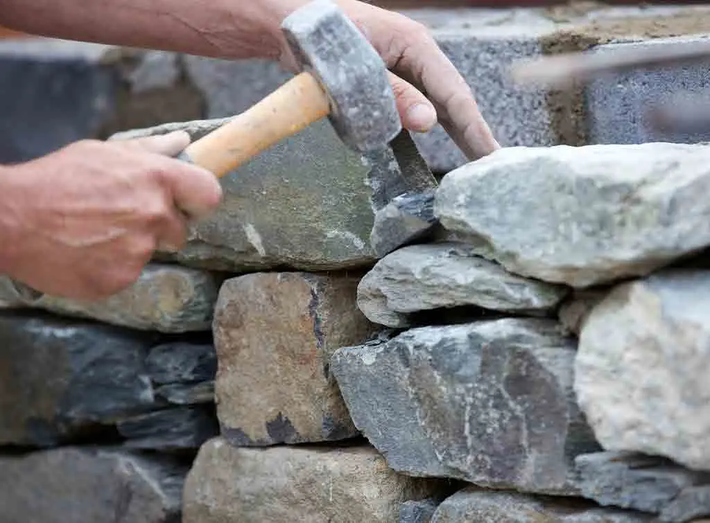 https://www.checkatrade.com/blog/wp-content/uploads/2022/03/cost-of-dry-stone-walling-per-metre.jpg