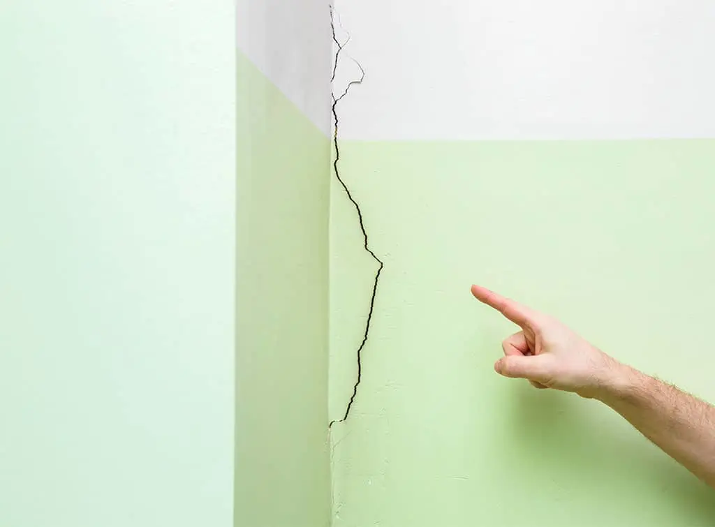 Cracked drywall