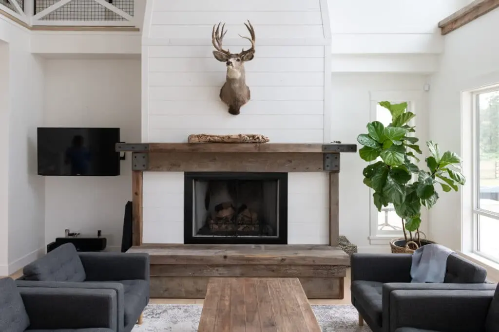reclaimed wood coastal cowgirl interior ideas