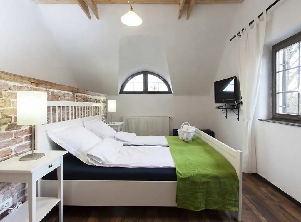 Master bedroom rustic ideas