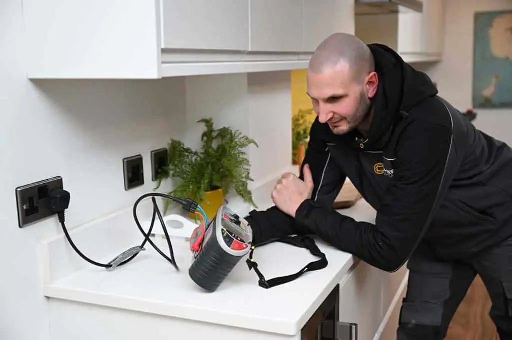what are the best electrician apps - voltage