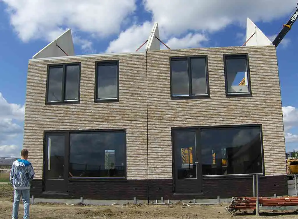 building a kit home costs