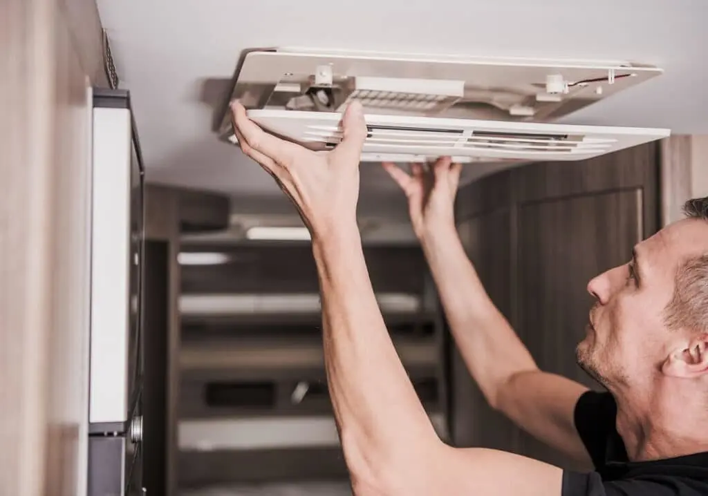 caravan-repair-service-1024x718.jpeg