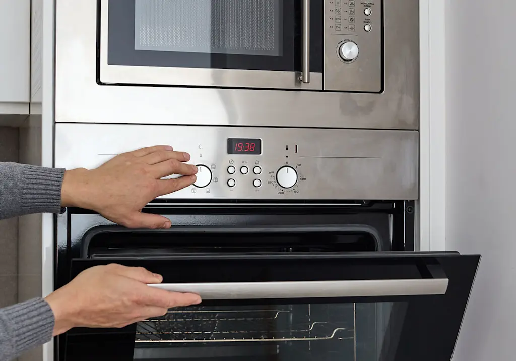 opening-built-in-oven-microwave-combo