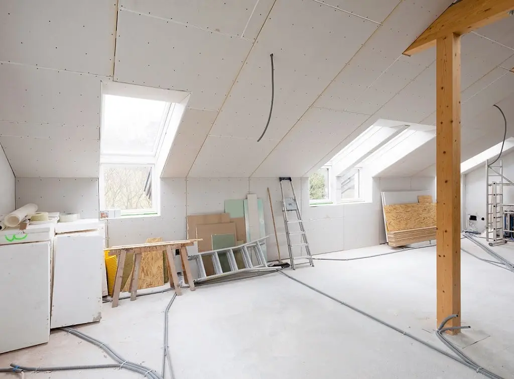 https://www.checkatrade.com/blog/wp-content/uploads/2021/07/starting-your-own-loft-conversion-business.jpeg