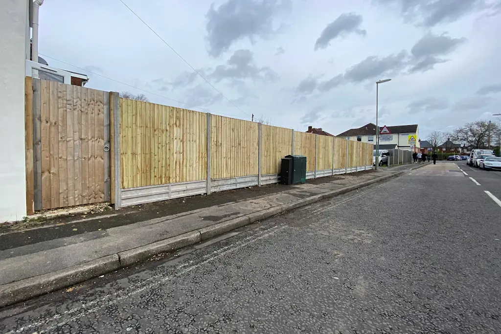 South Garden Fencing long garden fence