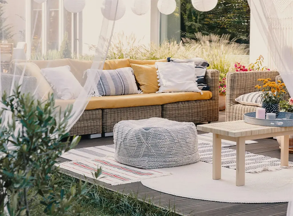 multi-purpose garden decking ideas