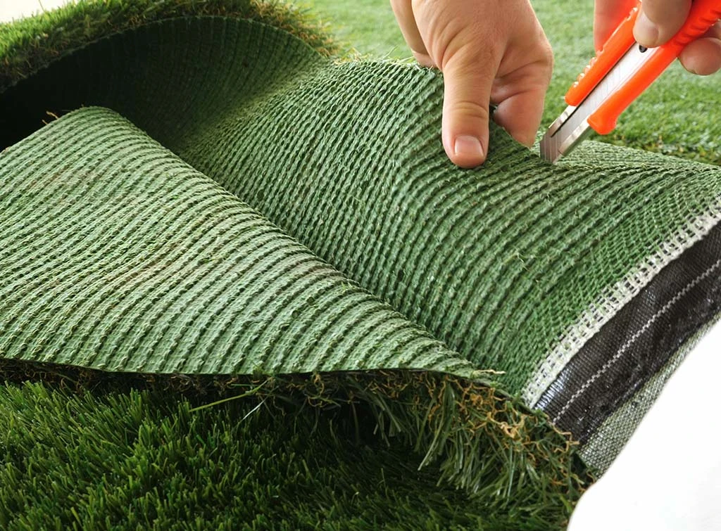Artificial grass: cost breakdown 2025