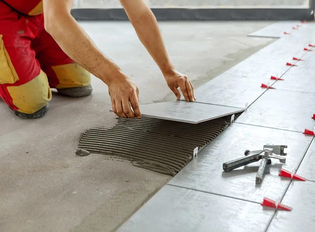 https://www.checkatrade.com/blog/wp-content/uploads/2023/09/professional-tiling-courses.jpg