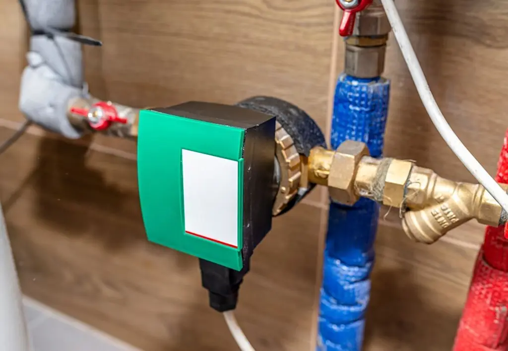 Installed shower pump for circulation