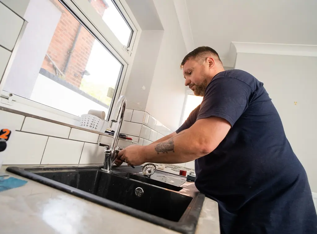 https://www.checkatrade.com/blog/wp-content/uploads/2024/01/starting-a-plumbing-business.jpg
