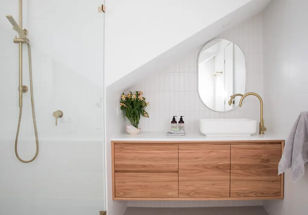 Loft ensuite