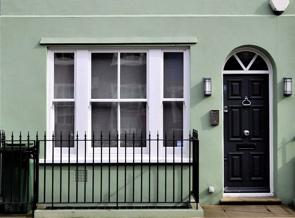 Green exterior paint ideas for your house
