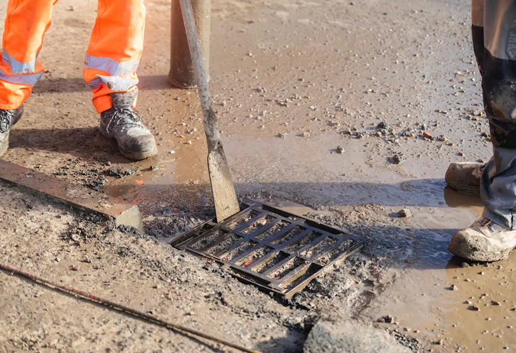 Gully cleaning services