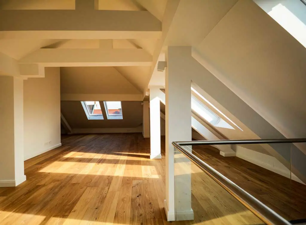 https://www.checkatrade.com/blog/wp-content/uploads/2019/10/morespaceloftconversion.jpg