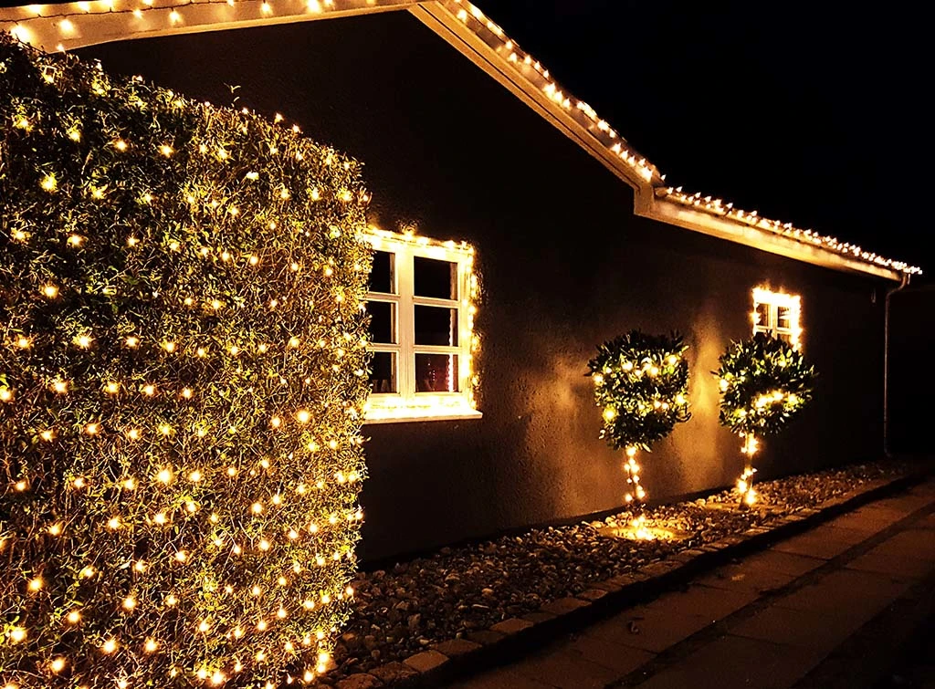 use net lights for outdoor christmas lights