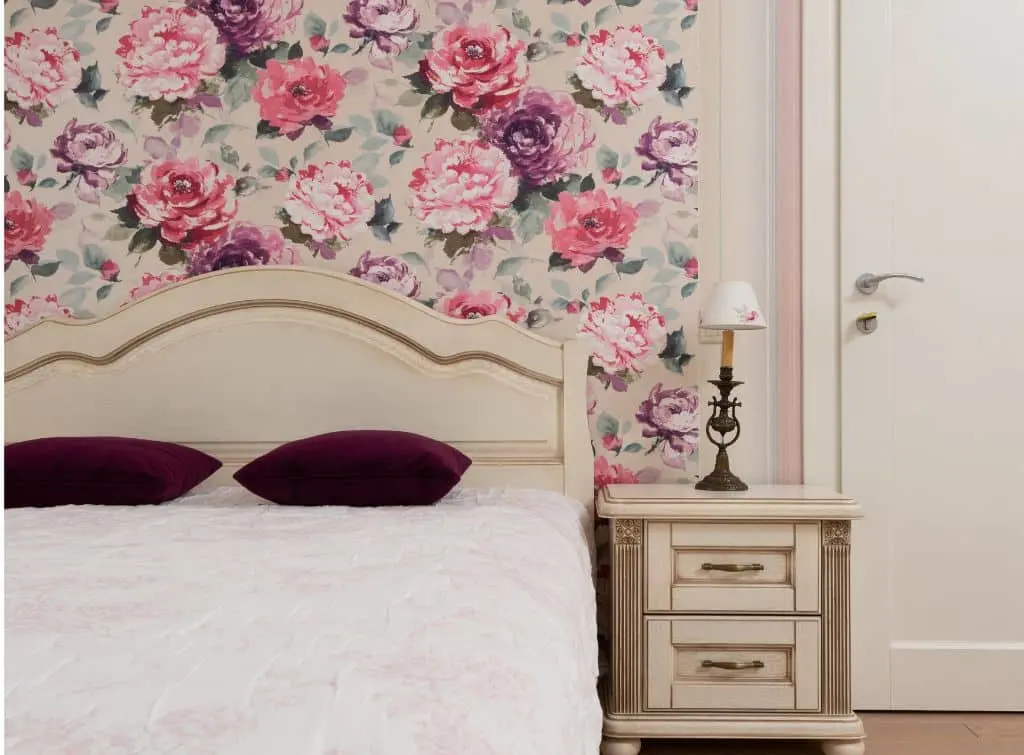 flower wallpaper for country bedroom ideas
