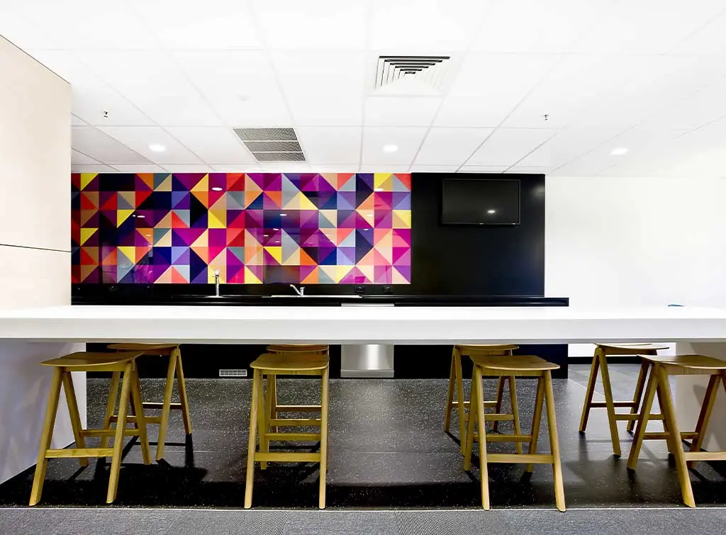 bold kitchen wall tiles