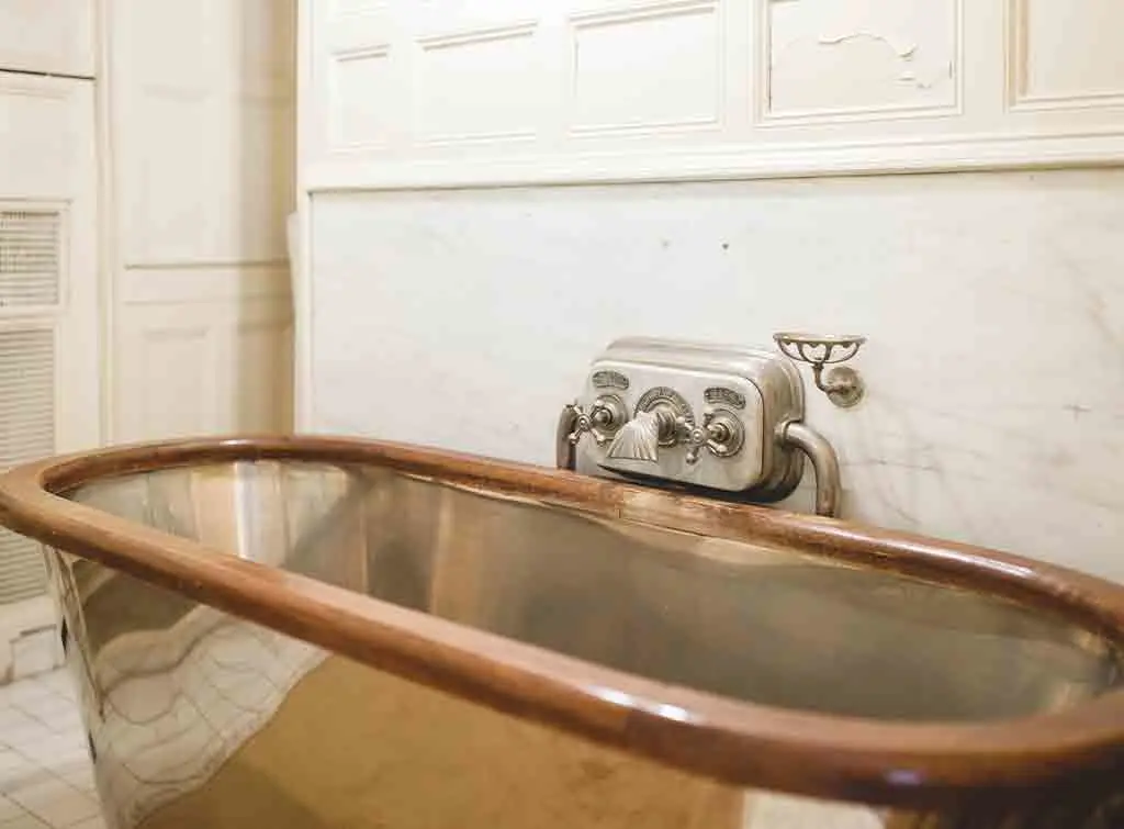 Traditional victorian bathroom ideas