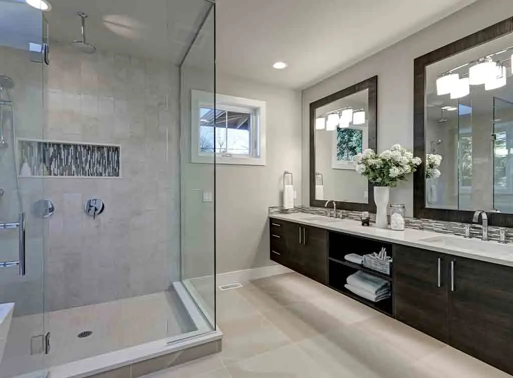 Shower tray on concrete floor