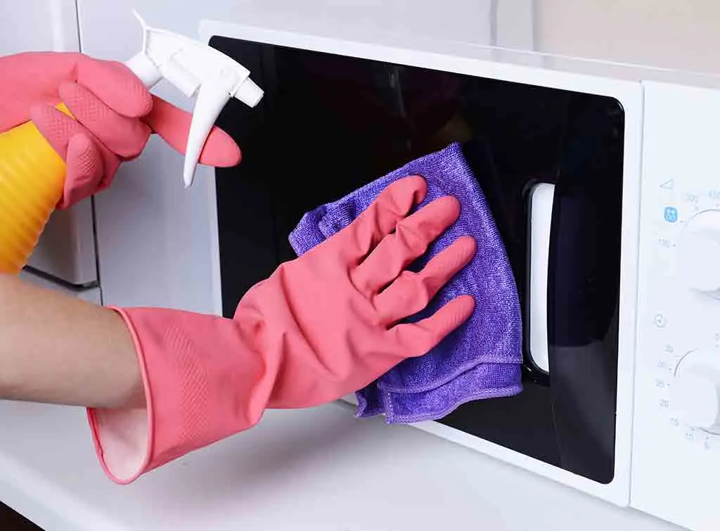 Cleaning microwave exterior