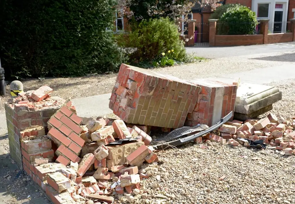 Emergency building work - damaged brick wall