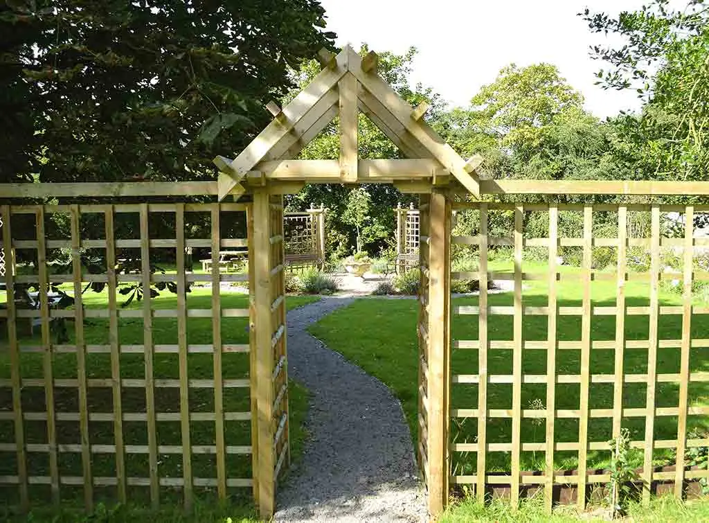 Timber arbour and trellis screen 