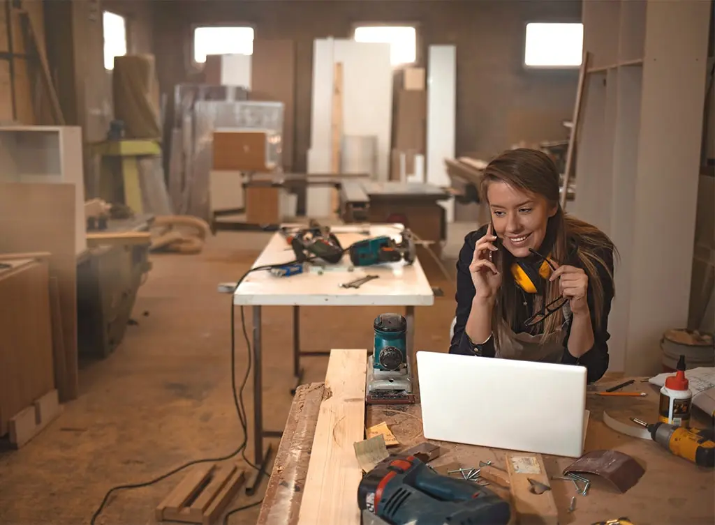 https://www.checkatrade.com/blog/wp-content/uploads/2023/08/Carpentry-finance.jpg