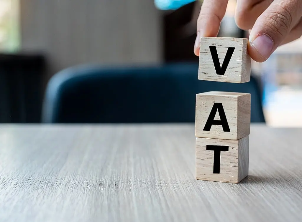https://www.checkatrade.com/blog/wp-content/uploads/2024/10/vat-for-trade-business.jpeg