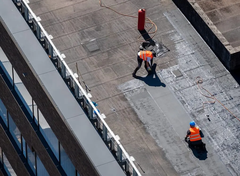 Flat roof replacement costs in 2024