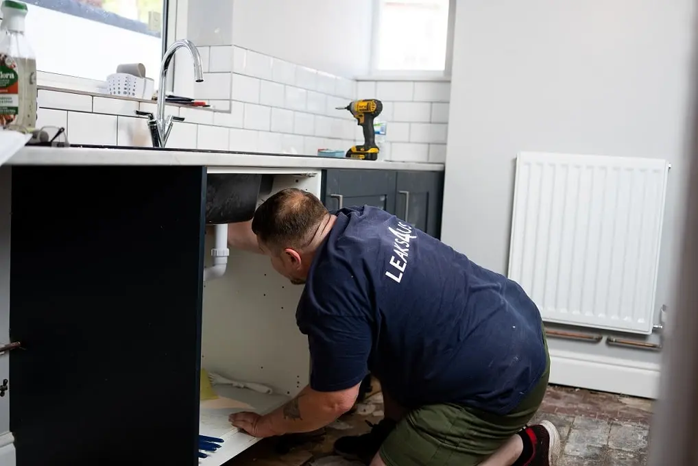 https://www.checkatrade.com/blog/wp-content/uploads/2023/02/Leaks4Us-Emergency-Plumber.jpg