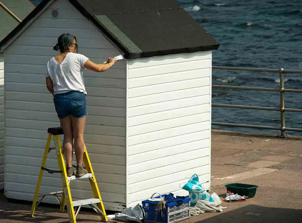 beach hut repair cost