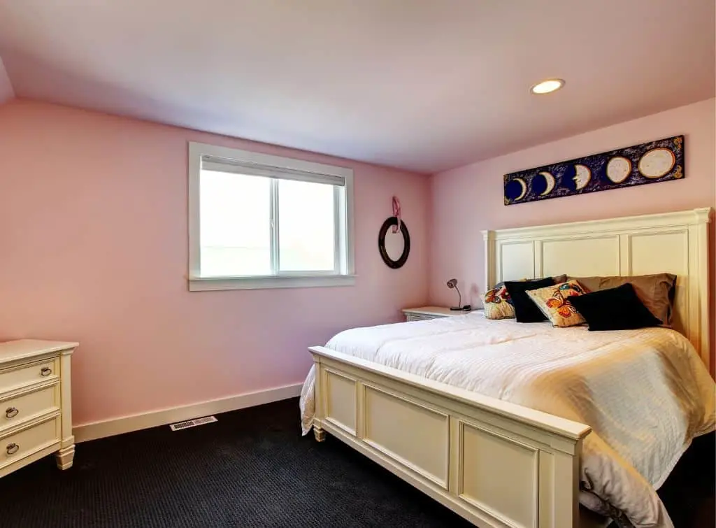 Black carpet colour ideas